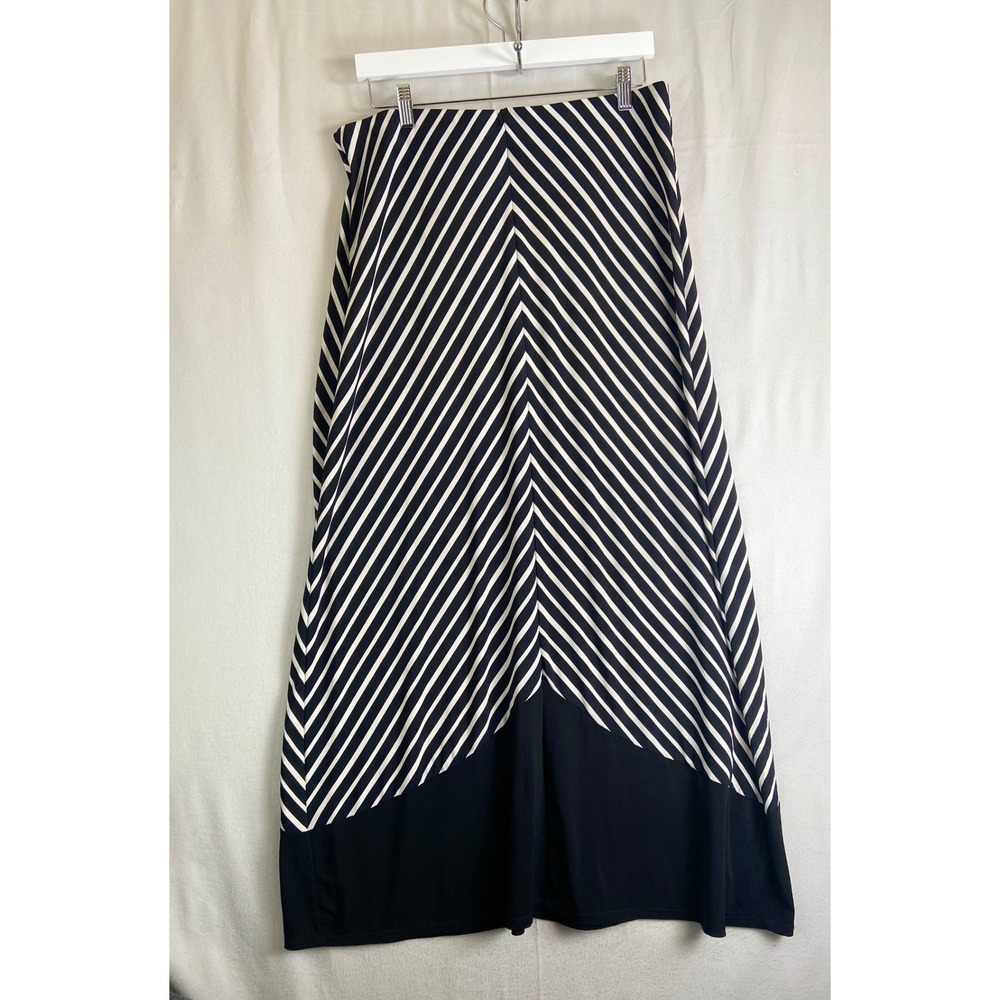 ECI New York Womens Black White Chevron Striped Knit Maxi Skirt Large